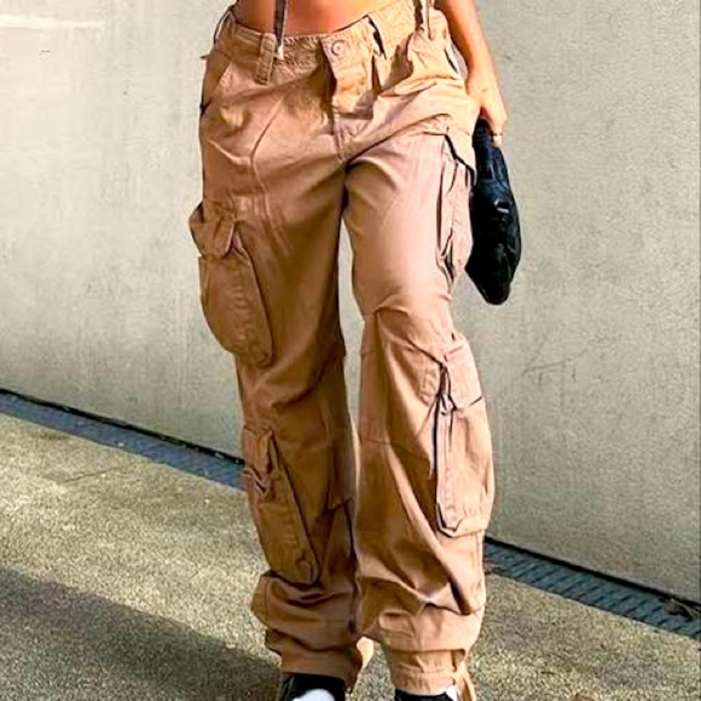 The pants are too baggy on me i am size L in pants and these are XL.
